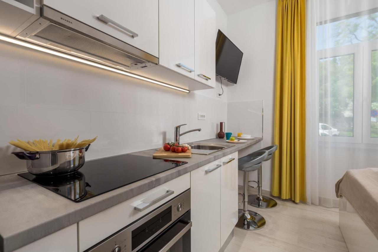 Lux Apartments Rijeka Exterior foto